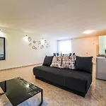 Apartments Ori
